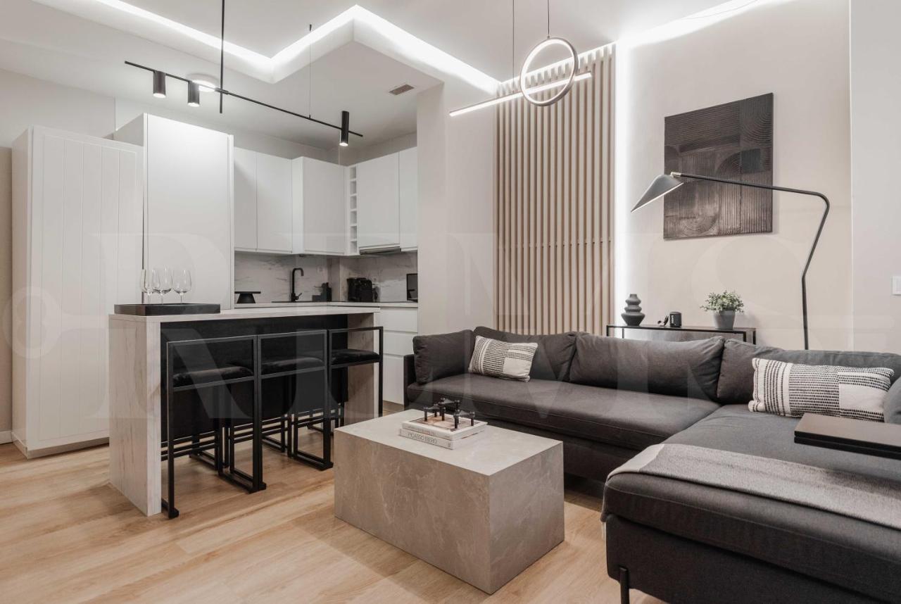 Contemporary Minimalist Apartment By Rems Málaga Eksteriør bilde